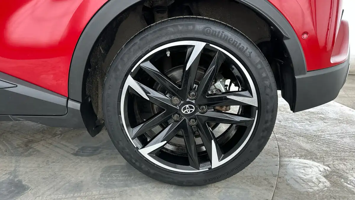2021-toyota-c-hr-18-vvt-i-gr-sport-big-17