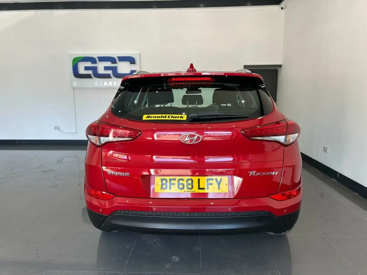 2018-hyundai-tucson-17crdi-blue-drive-se-116ps-big-2