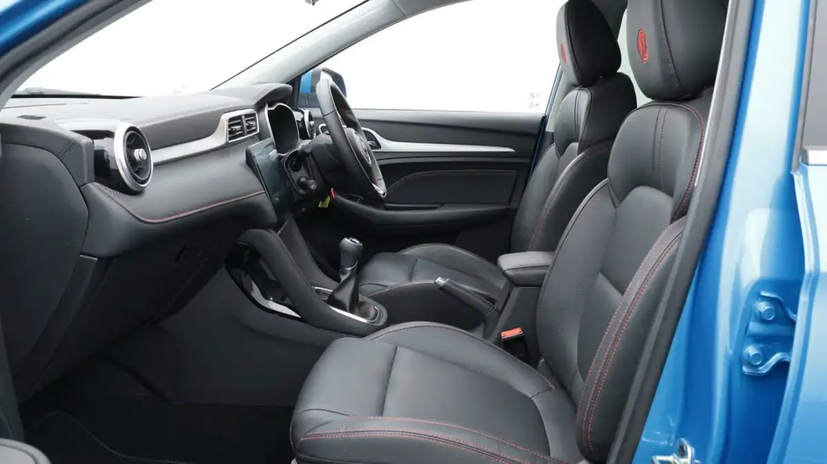 2023-mg-zs-suv-15-vti-tech-exclusive-big-14