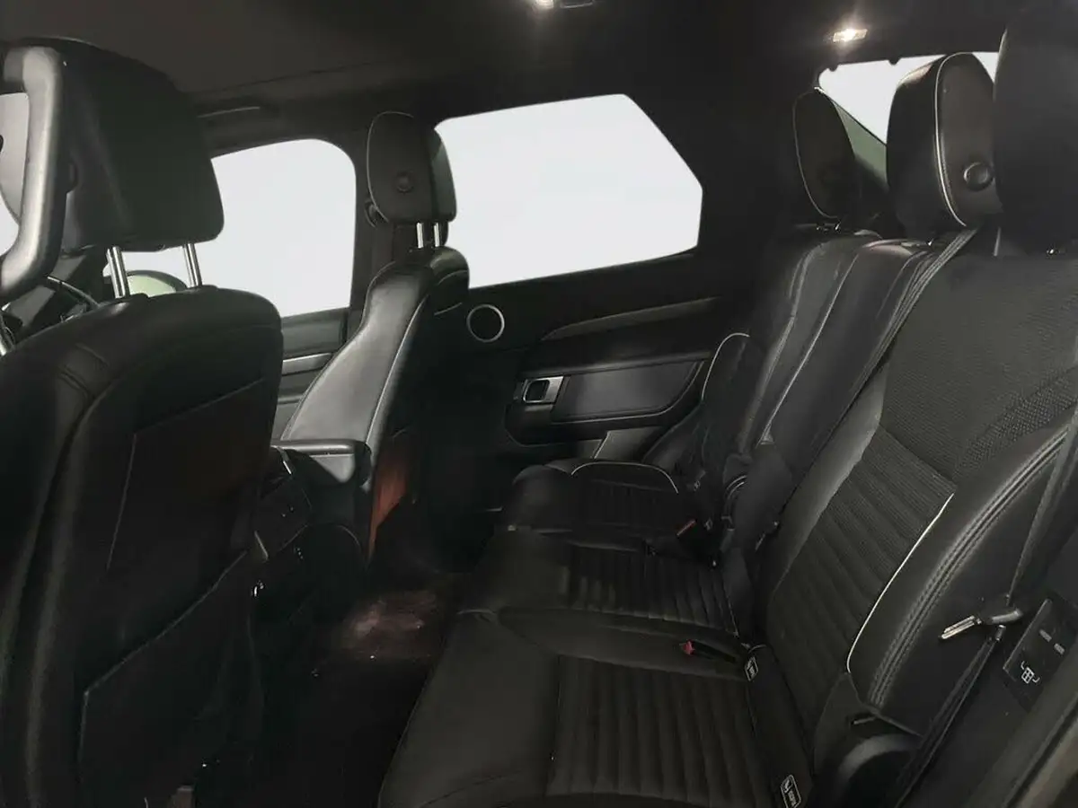 2017-land-rover-discovery-20sd4-hse-240ps-awd-station-wagon-5d-auto-big-12