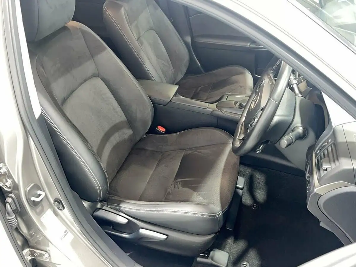 2020-lexus-ct-200h-18-ct-big-4