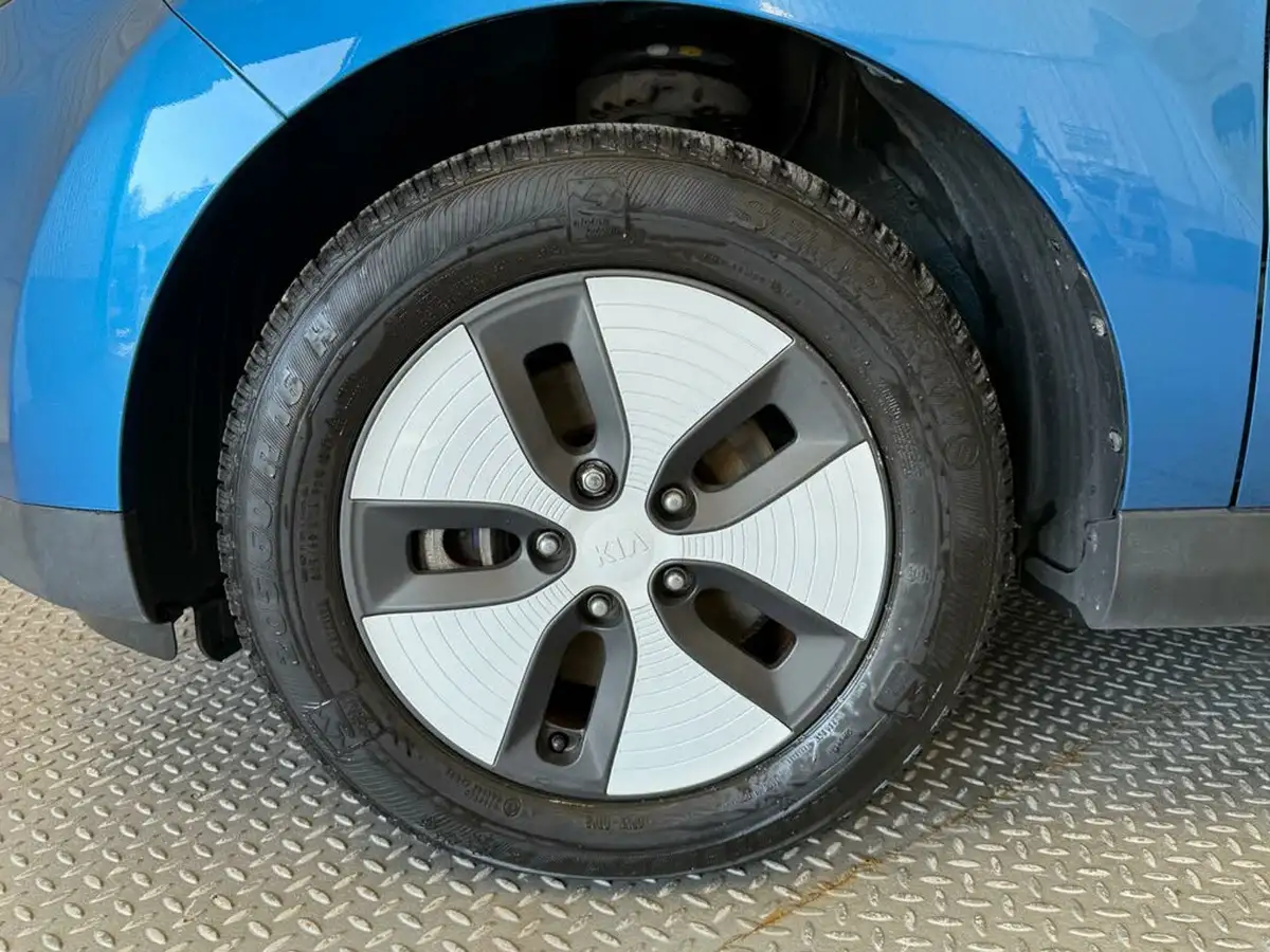 2016-kia-soul-ev-ev-big-12