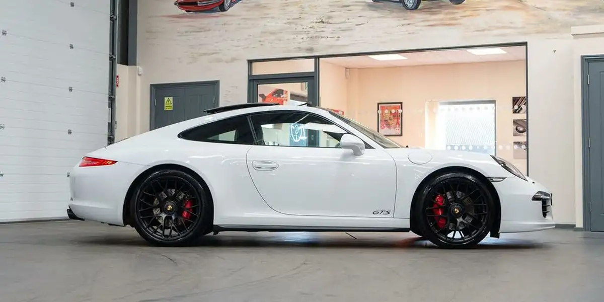 2015-porsche-911-38-carrera-gts-coupe-pdk-big-11