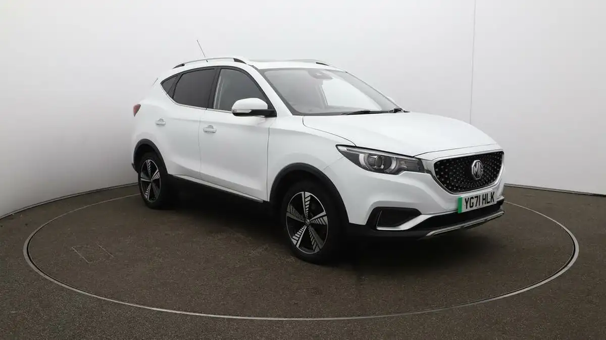 2021-mg-zs-suv-e-exclusive-ev-big-36
