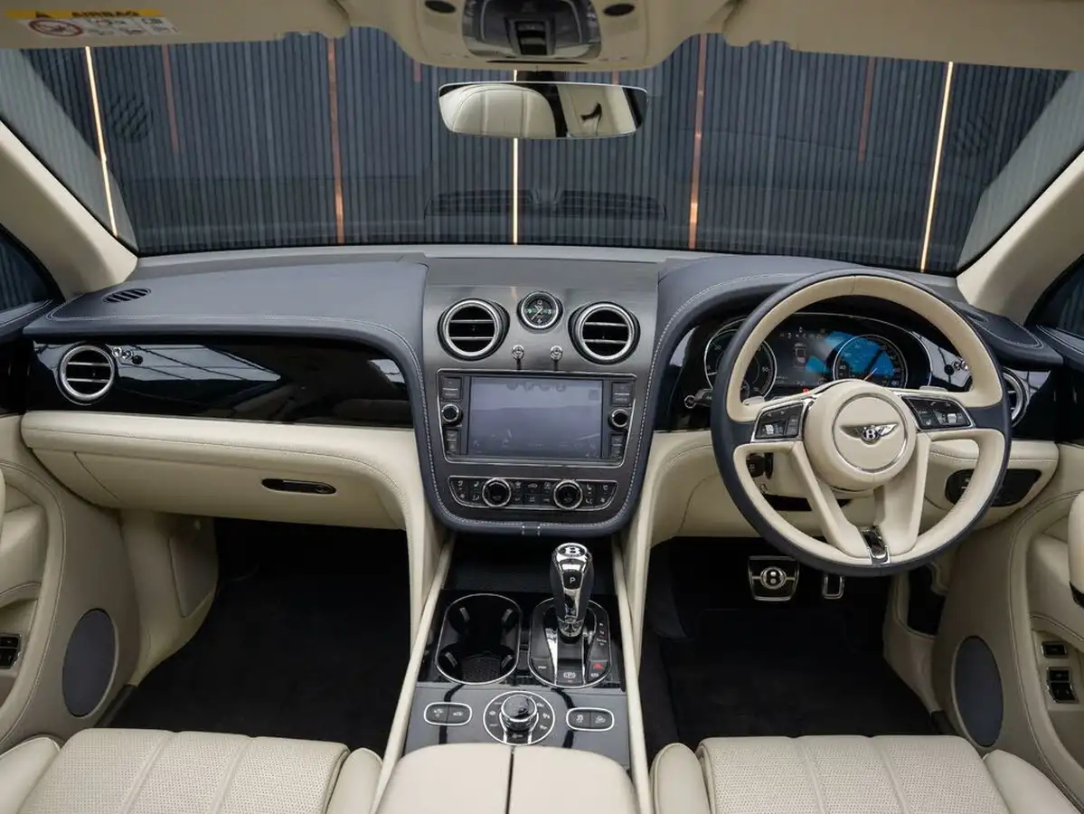 2017-bentley-bentayga-40-diesel-big-45
