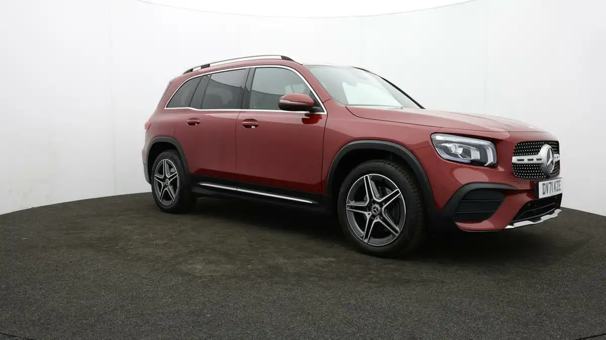 2021-mercedes-benz-glb-class-13-glb200-amg-line-8g-tronic-big-38