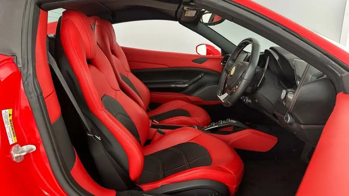2017-ferrari-488-39-488-spider-big-12