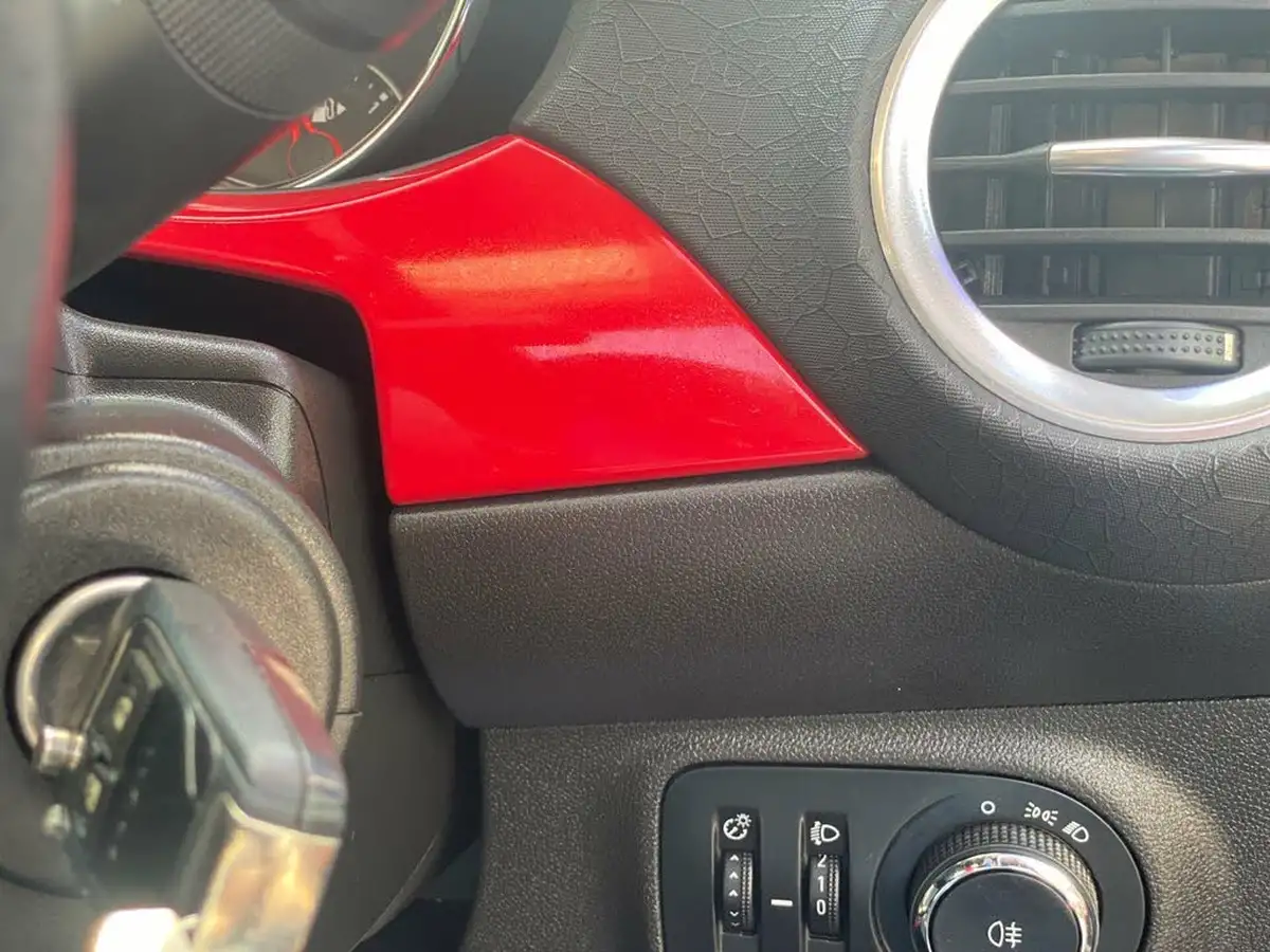 2013-vauxhall-adam-14-glam-style-pk-87ps-big-9