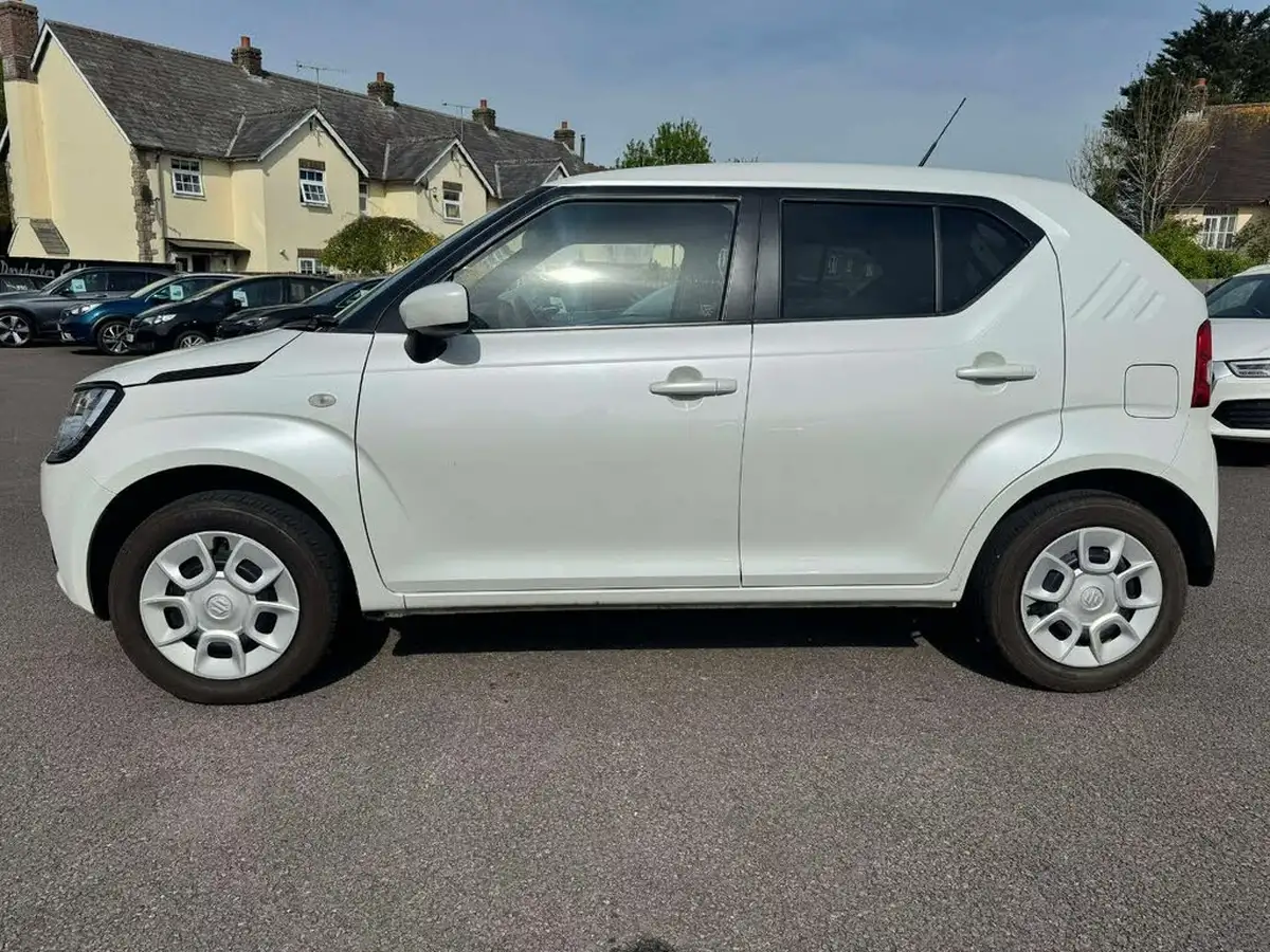 2017-suzuki-ignis-12-dualjet-sz3-big-6