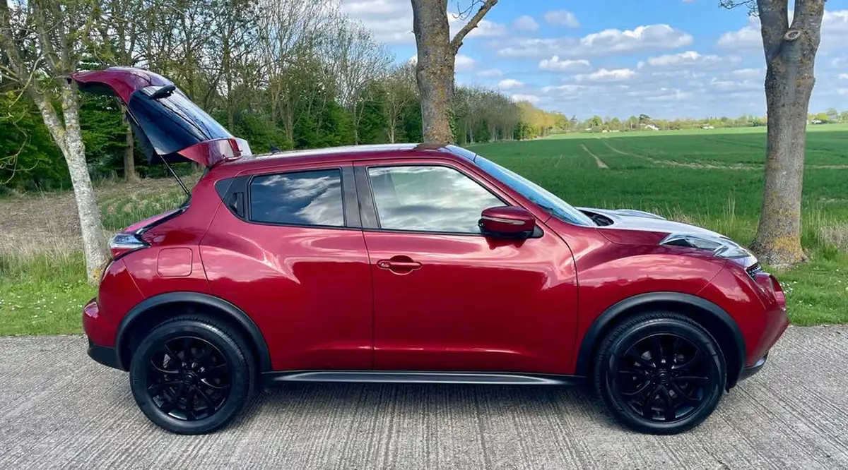 2014-nissan-juke-12-tekna-big-29