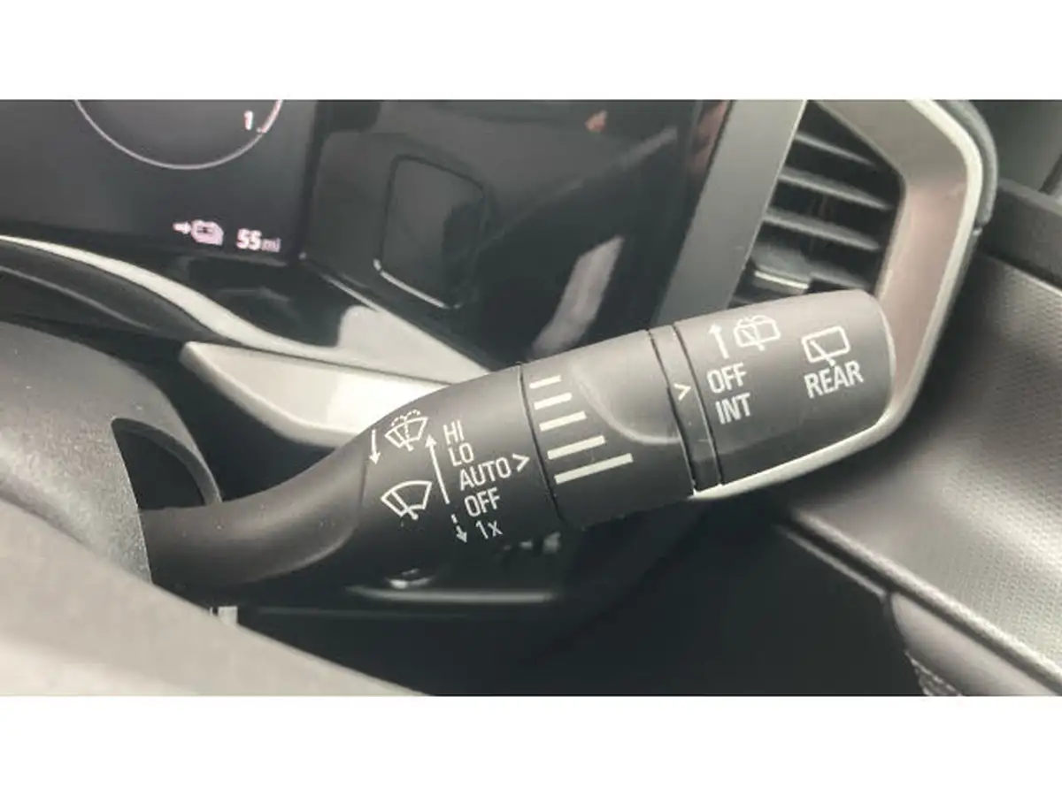 2022-vauxhall-mokka-e-elite-premium-big-31