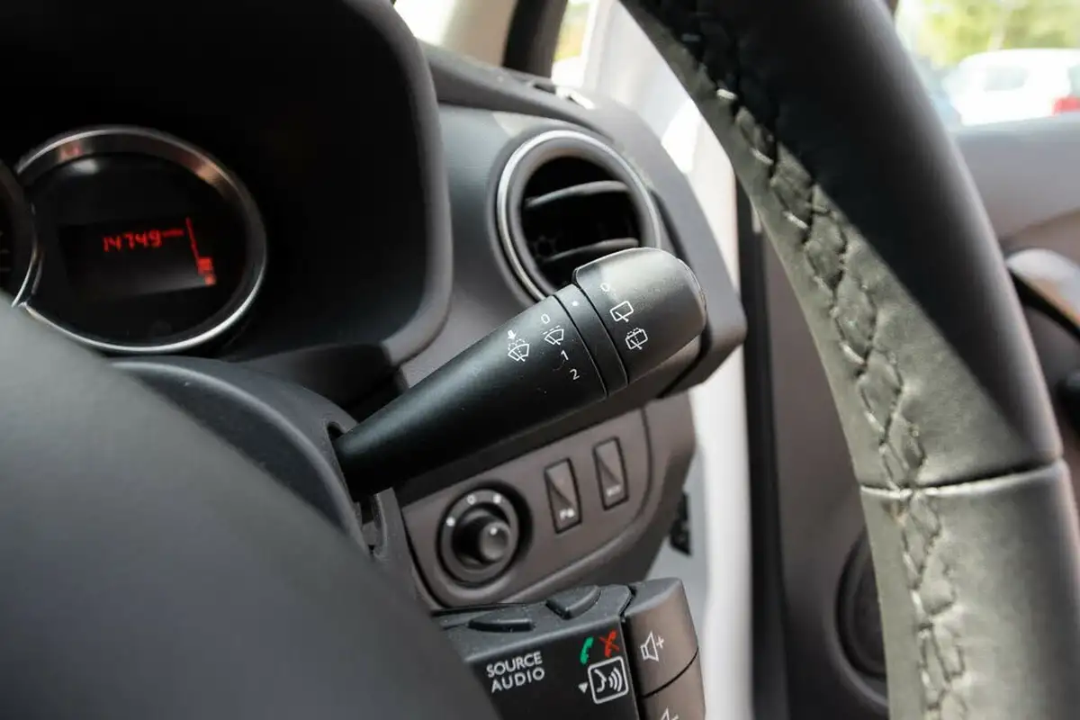 2019-dacia-sandero-09-tce-comfort-ss-big-16