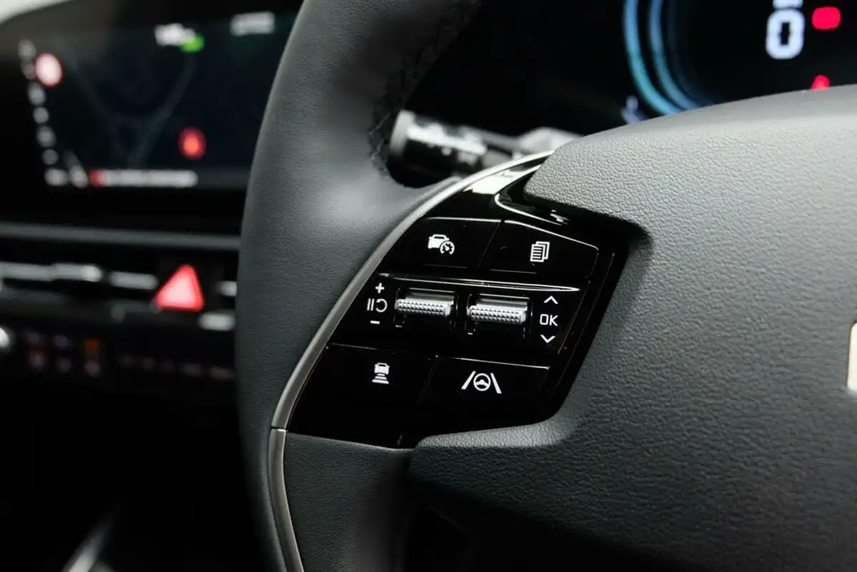 2024-kia-niro-16-gdi-127bhp-hev-132kwh-big-14