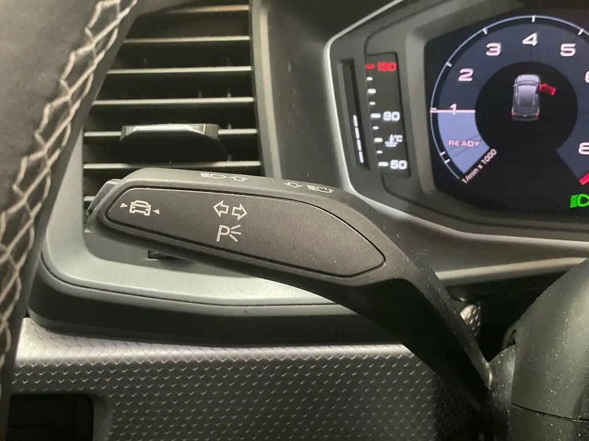 2021-audi-a1-10-25-tfsi-s-line-big-35