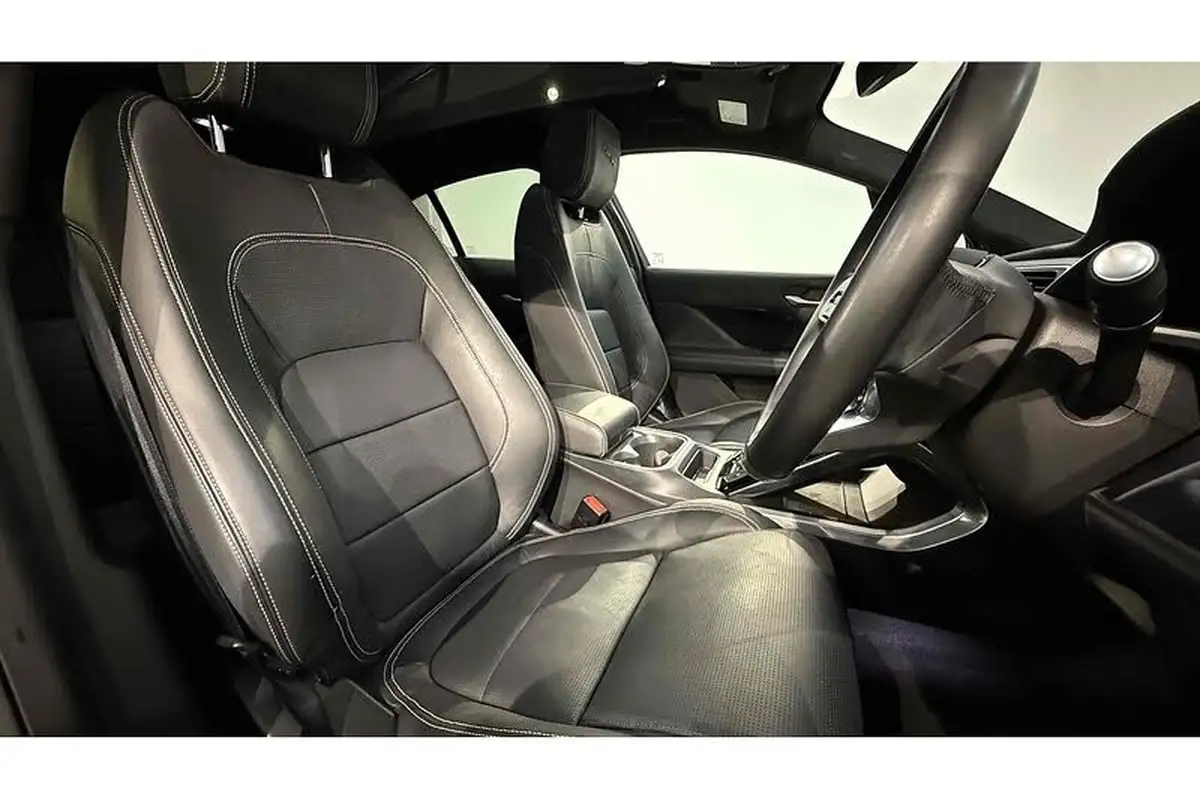 2024-jaguar-i-pace-ev400-r-dynamic-hse-black-big-22