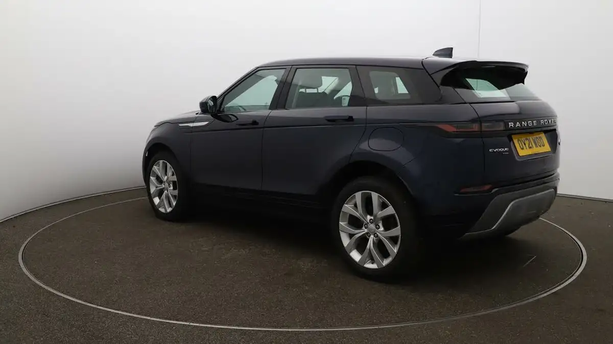 2021-land-rover-range-rover-evoque-15-p300e-se-big-5
