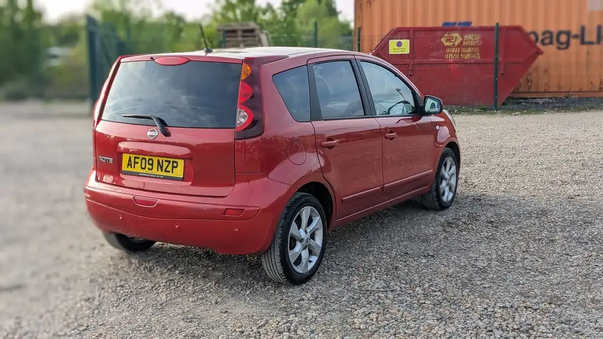 2009-nissan-note-16-tekna-auto-big-4