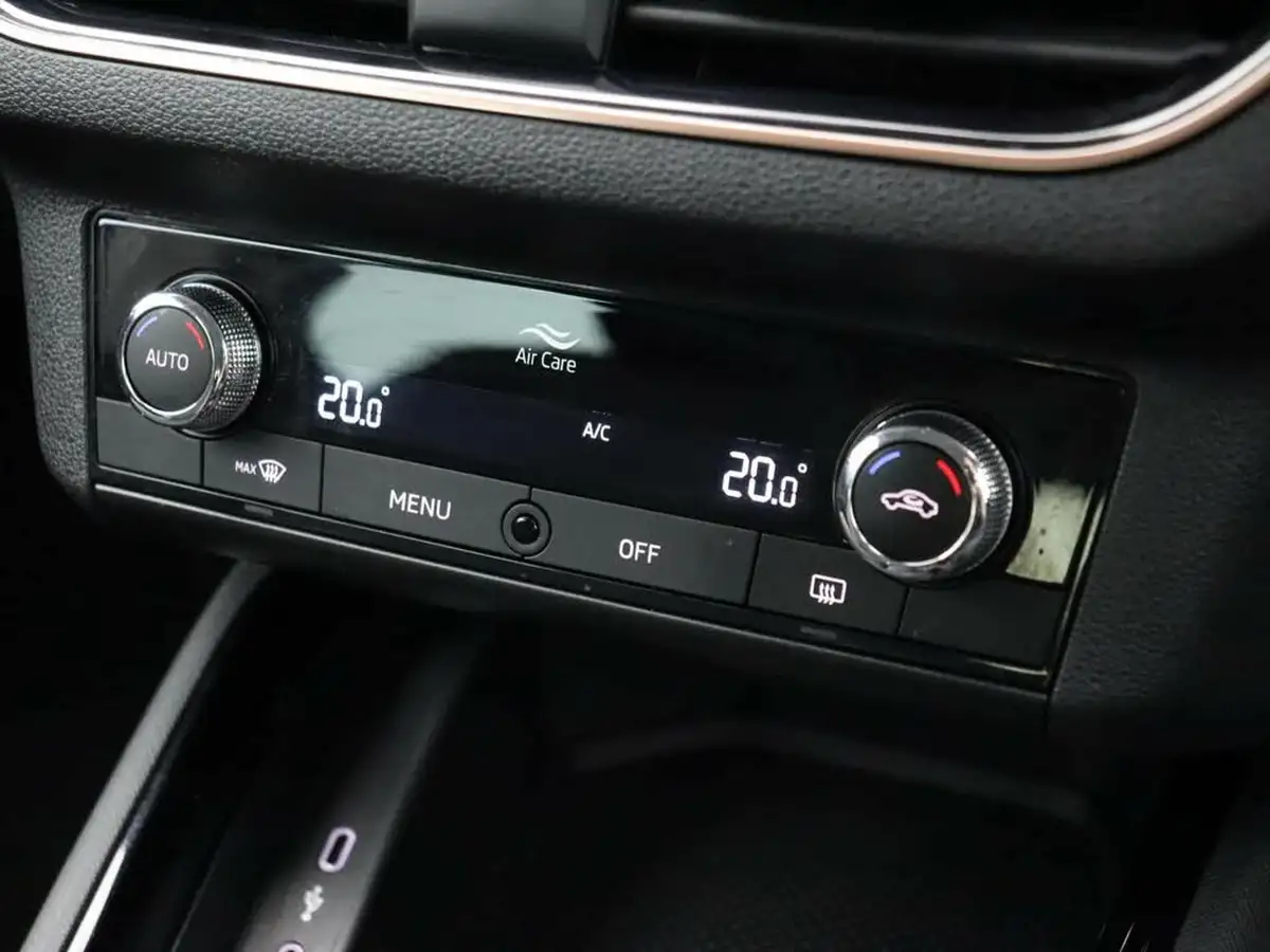2023-skoda-scala-15-tsi-se-l-big-30