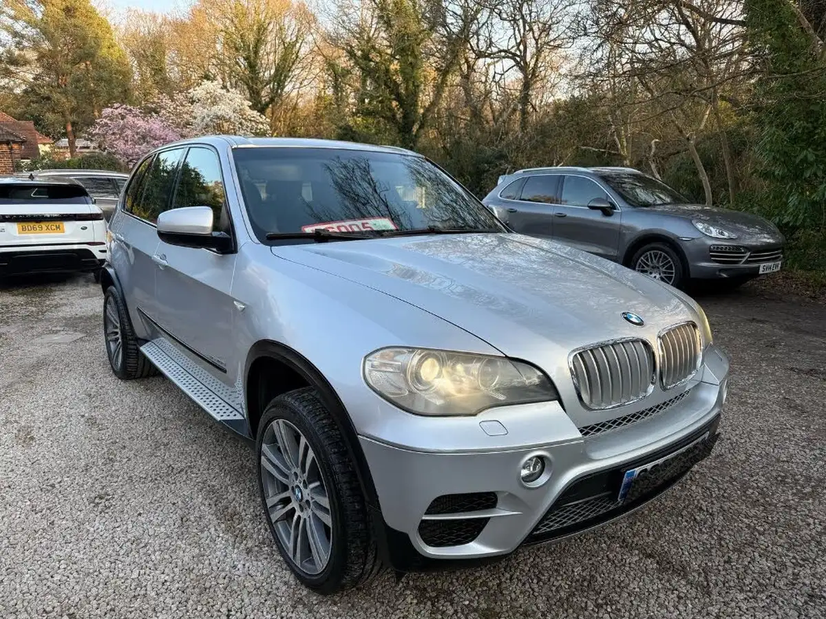 2011-bmw-x5-big-8