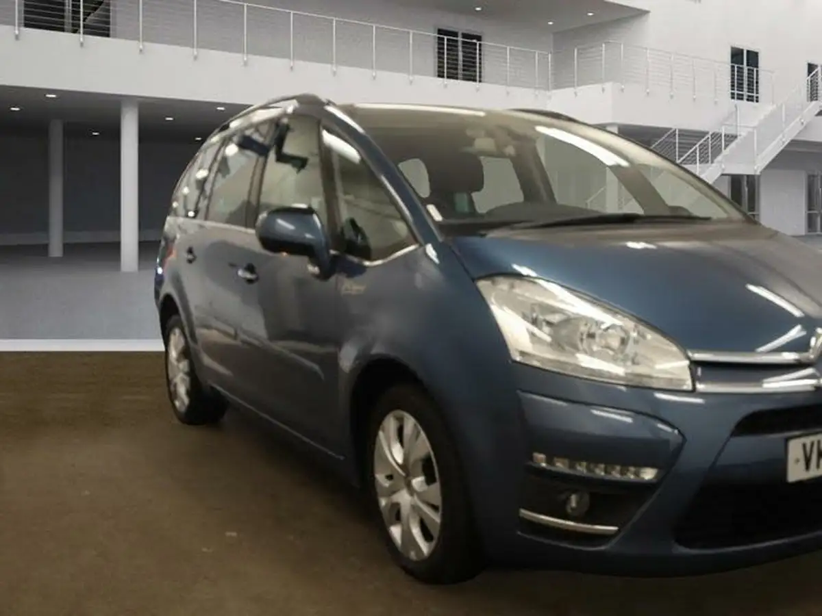 2013-citroen-grand-c4-picasso-16-platinum-big-0