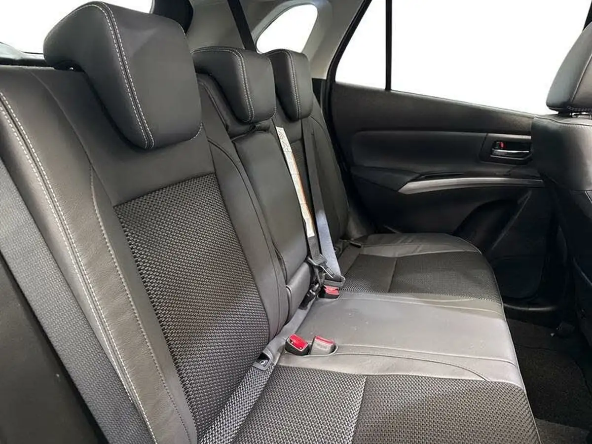 2024-suzuki-s-cross-14-boosterjet-ultra-allgrip-big-10