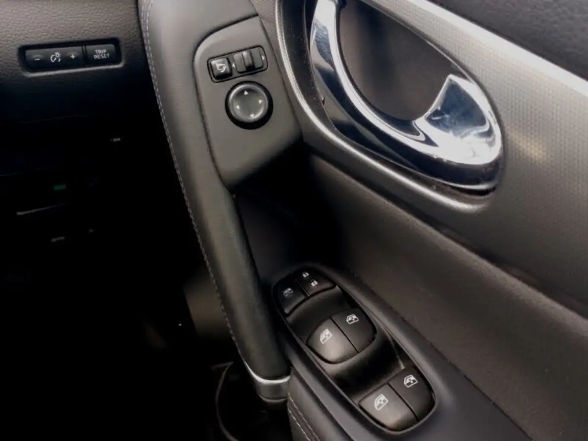 2019-nissan-qashqai-13-dig-t-tekna-160ps-dct-big-17