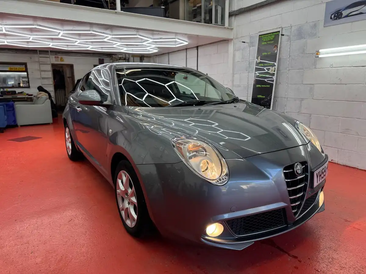 2009-alfa-romeo-mito-14-lusso-120bhp-big-0