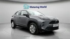 2024-toyota-yaris-cross-15-vvt-i-icon-small-0