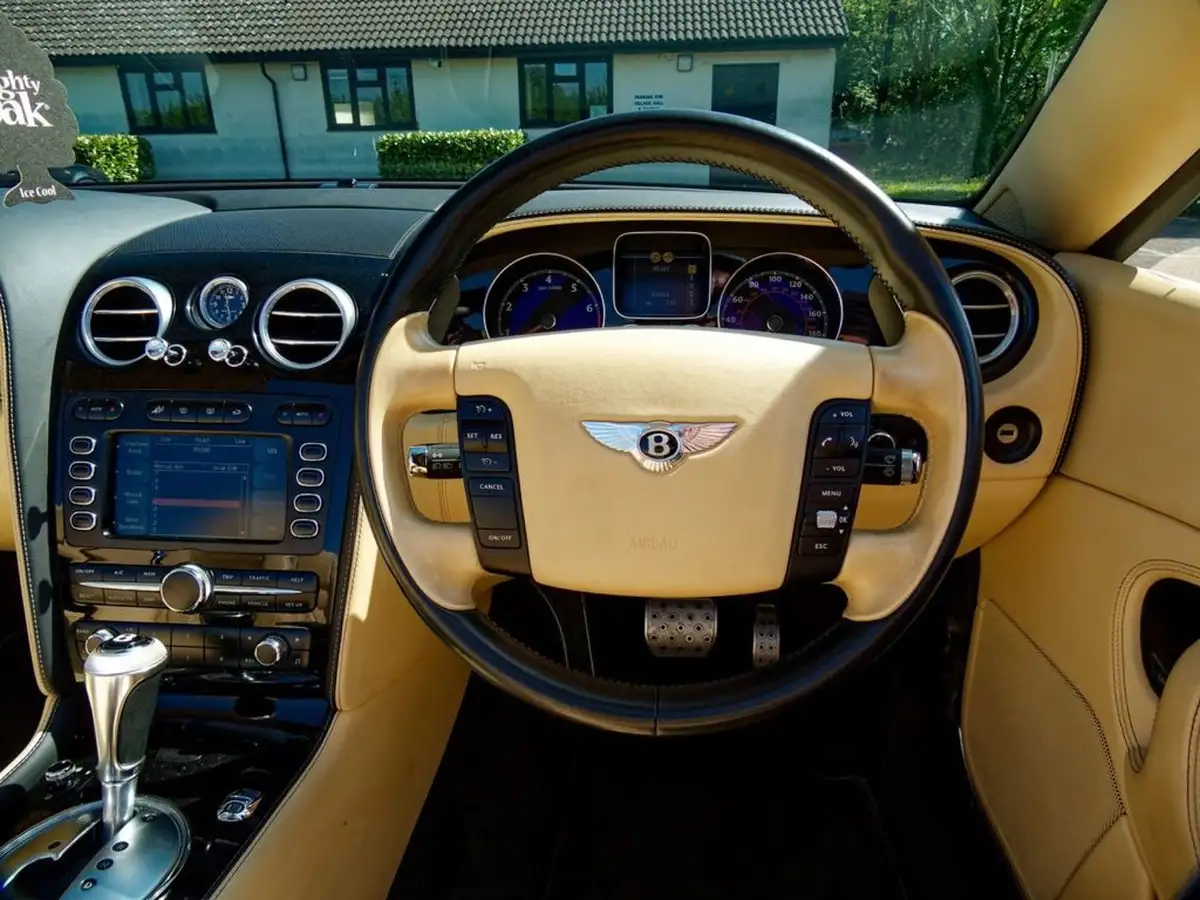 2009-bentley-continental-60-w12-gtc-big-34