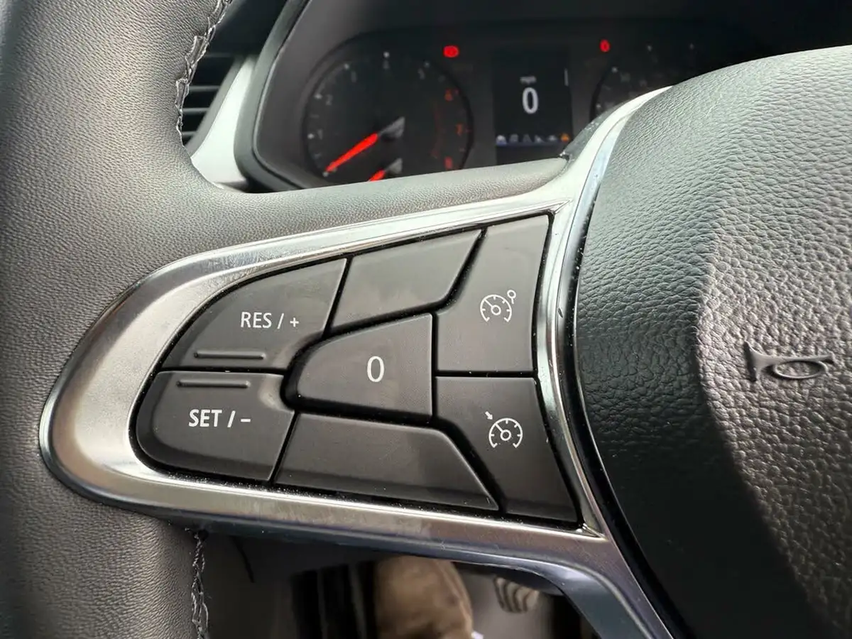 2024-renault-captur-10-tce-evolution-big-21