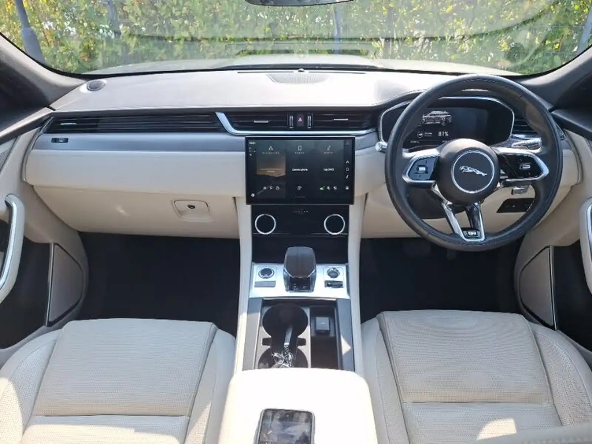 2022-jaguar-f-pace-20-p400e-r-dynamic-s-big-2