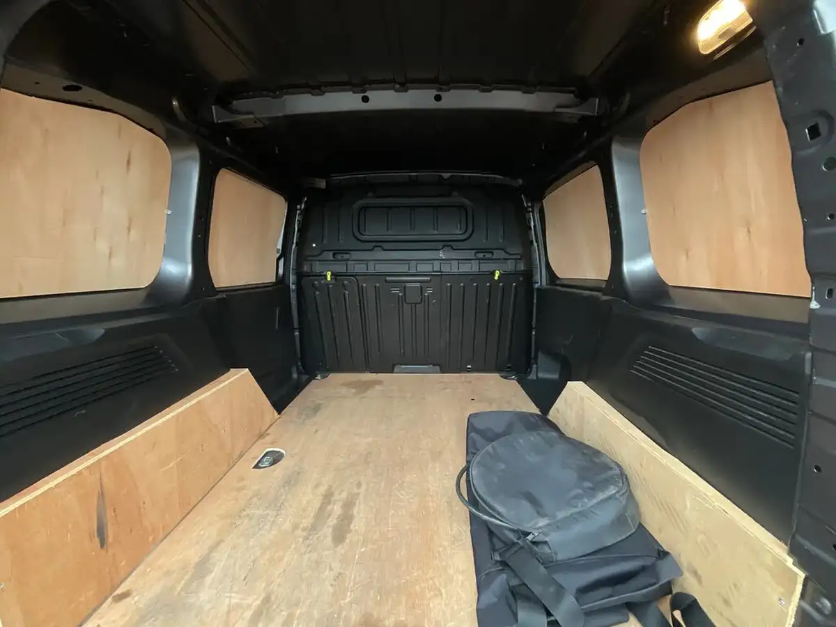 2023-citroen-berlingo-e-enterprise-edition-m-50kwh-800-big-11