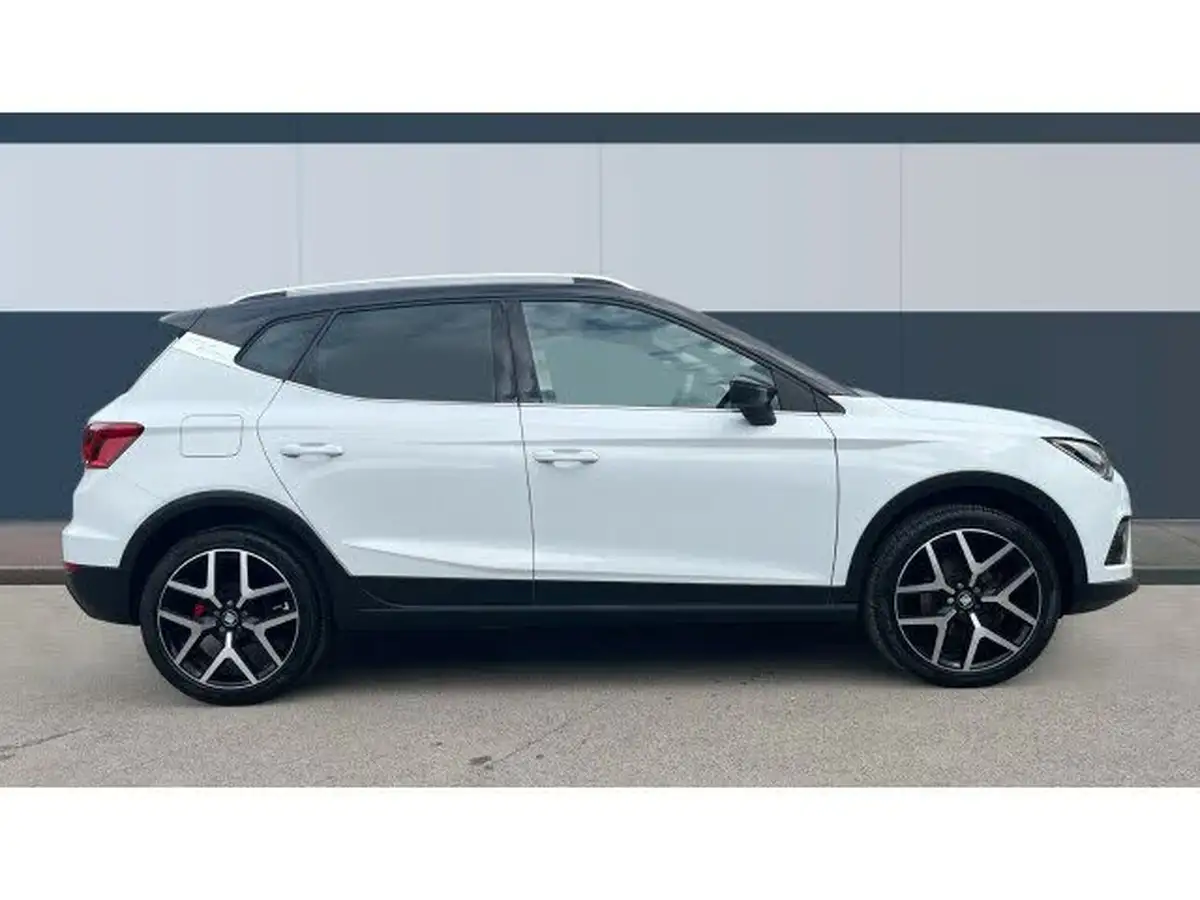 2021-seat-arona-10-tsi-fr-red-edition-big-4