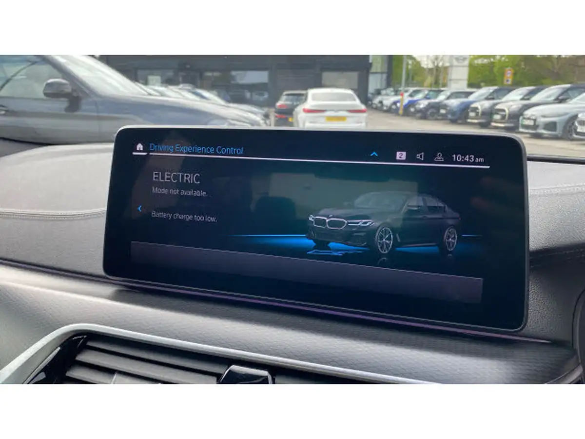 2022-bmw-5-series-20-530e-m-sport-saloon-4d-big-36