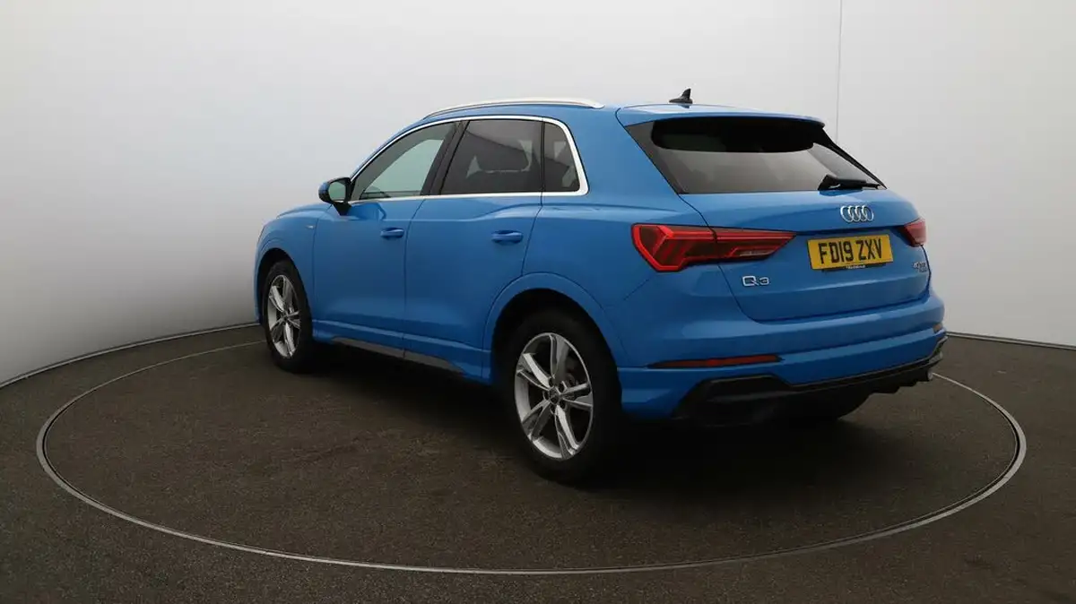 2019-audi-q3-20-40-tfsi-s-line-big-54