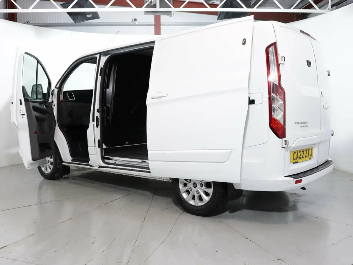2022-ford-transit-custom-20tdci-300-l1h1-limited-130pseu6d-panel-van-big-47
