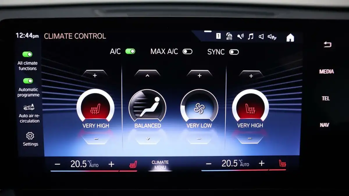 2022-bmw-x1-20td-sdrive-18d-m-sport-premier-big-12