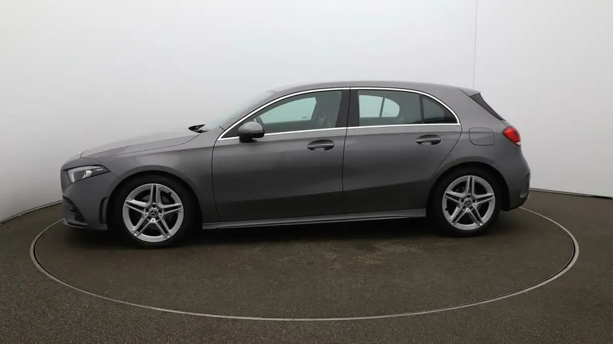 2019-mercedes-benz-a-class-15d-a180d-amg-line-executive-hatchback-5d-7g-dct-big-3