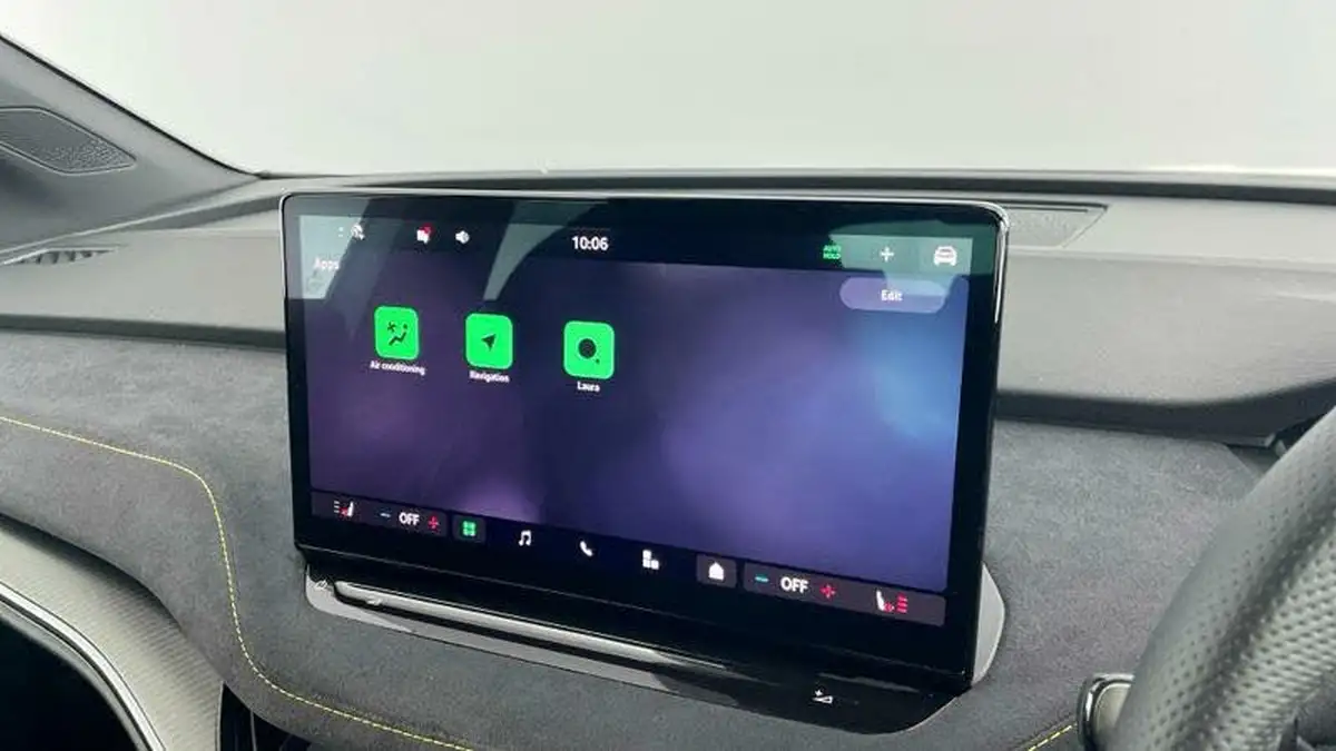 2024-skoda-enyaq-e-vrs-coupe-big-17