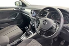 2020-volkswagen-t-roc-10-tsi-se-115ps-small-5