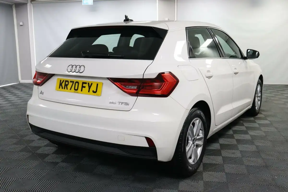 2020-audi-a1-10-25-tfsi-technik-big-8