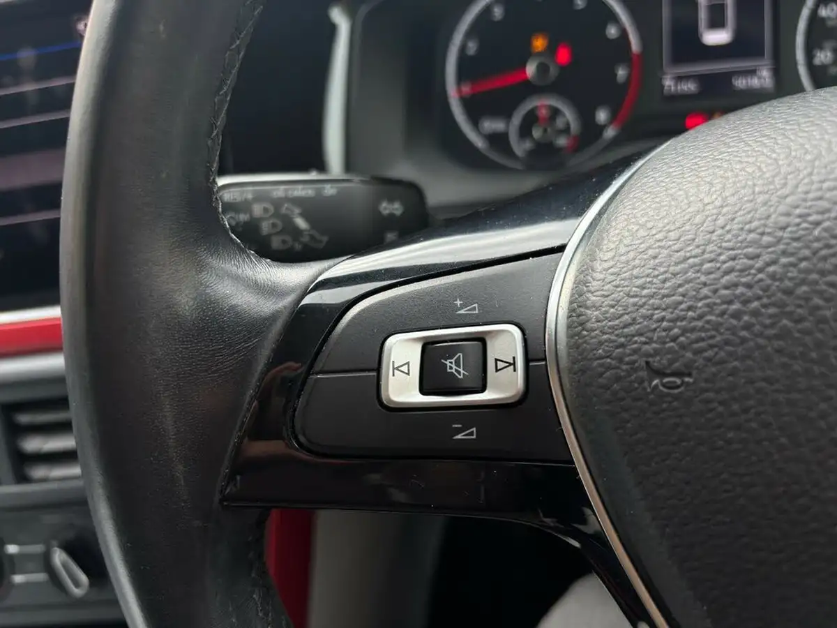 2019-volkswagen-polo-10-tsi-beats-big-19