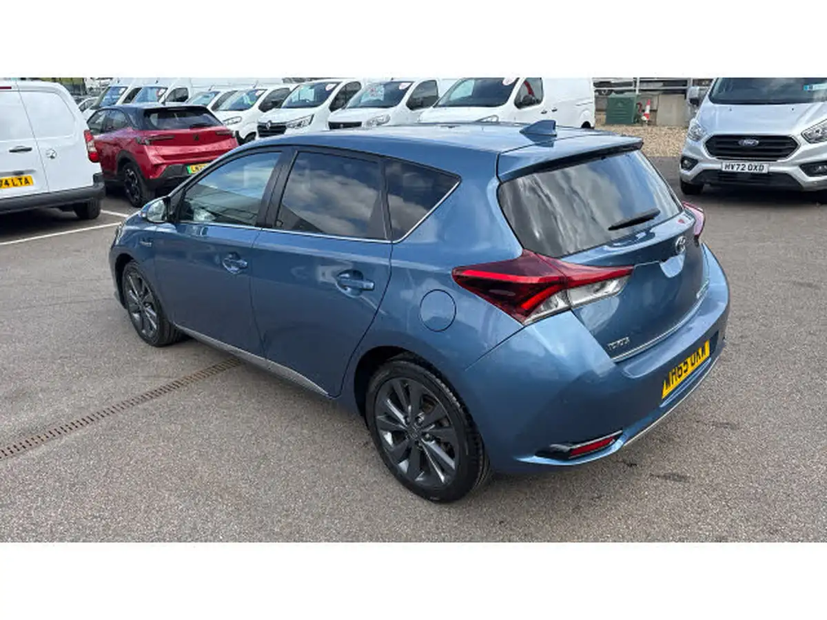 2015-toyota-auris-18-vvt-i-hsd-excel-hatchback-cvt-big-23