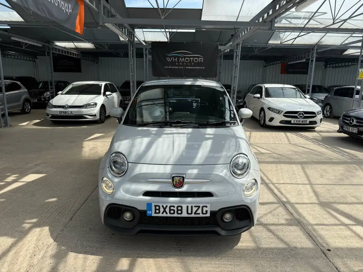 2018-abarth-595-14-tjet-big-16