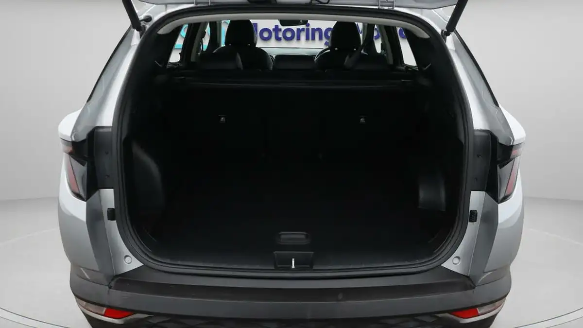 2022-hyundai-tucson-16-t-gdi-ultimate-150ps-big-17