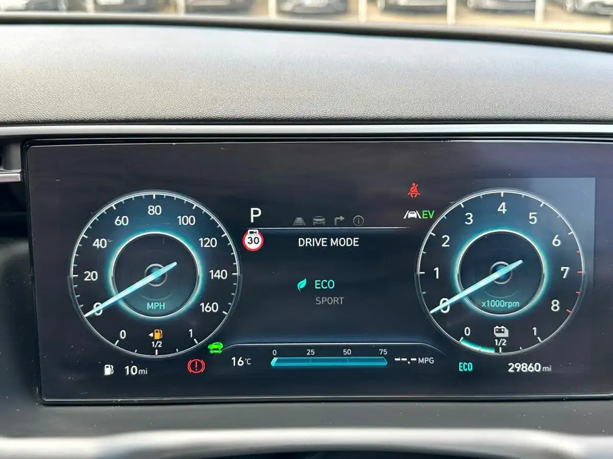 2021-hyundai-tucson-16-t-gdi-premium-230ps-hybrid-1598cc-auto-big-41