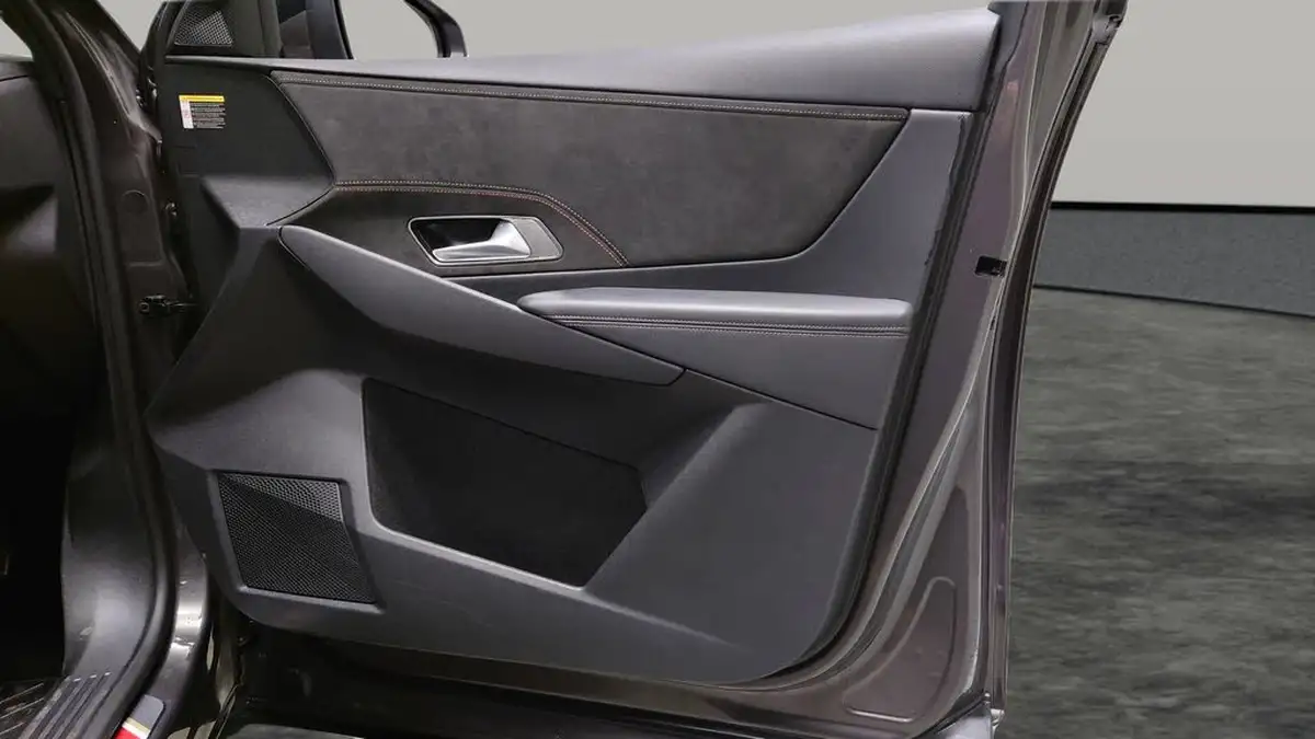 2019-ds-ds-7-crossback-16-puretech-performance-line-180ps-big-33