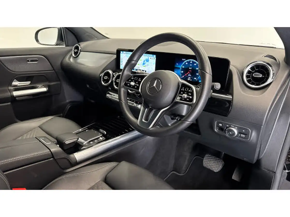 2023-mercedes-benz-gla-class-13-gla-200-sport-executive-station-wagon-big-10