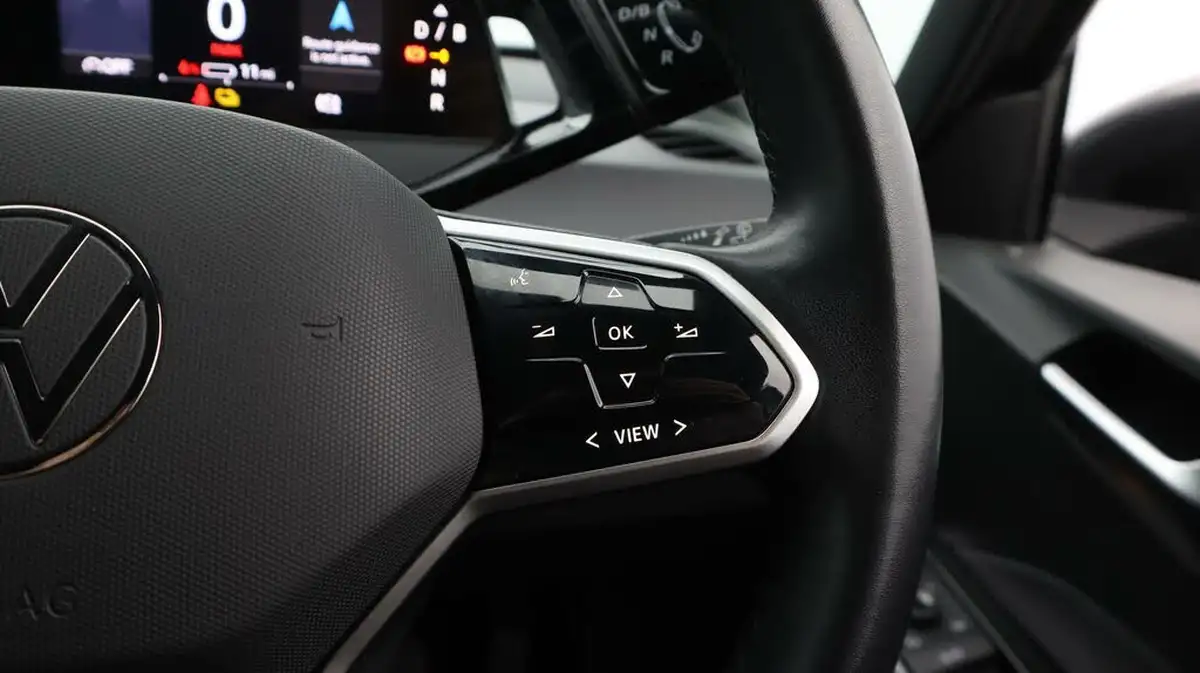 2021-volkswagen-id3-e-life-204ps-58kwh-pro-performance-big-26