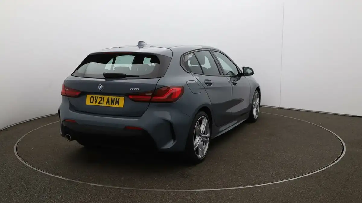 2021-bmw-1-series-15-118i-m-sport-lcp-big-47